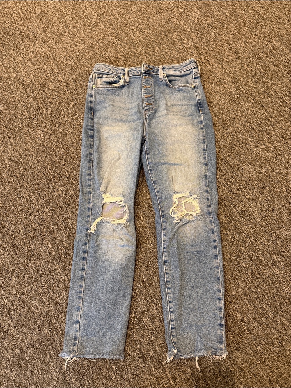 Forever 21 Light Blue Distressed Straight Leg Jeans ankle jeans